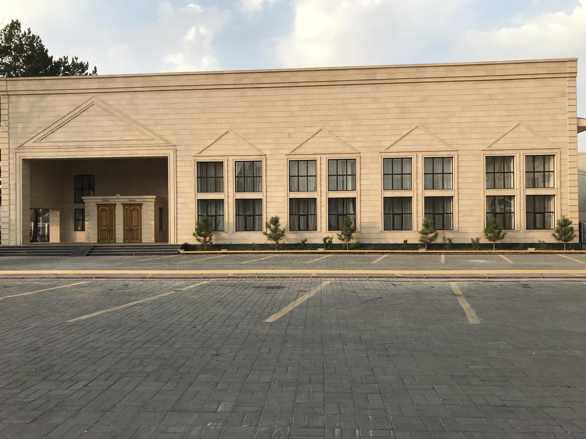 Saltanat Hotel Taldykorgan Bagian luar foto
