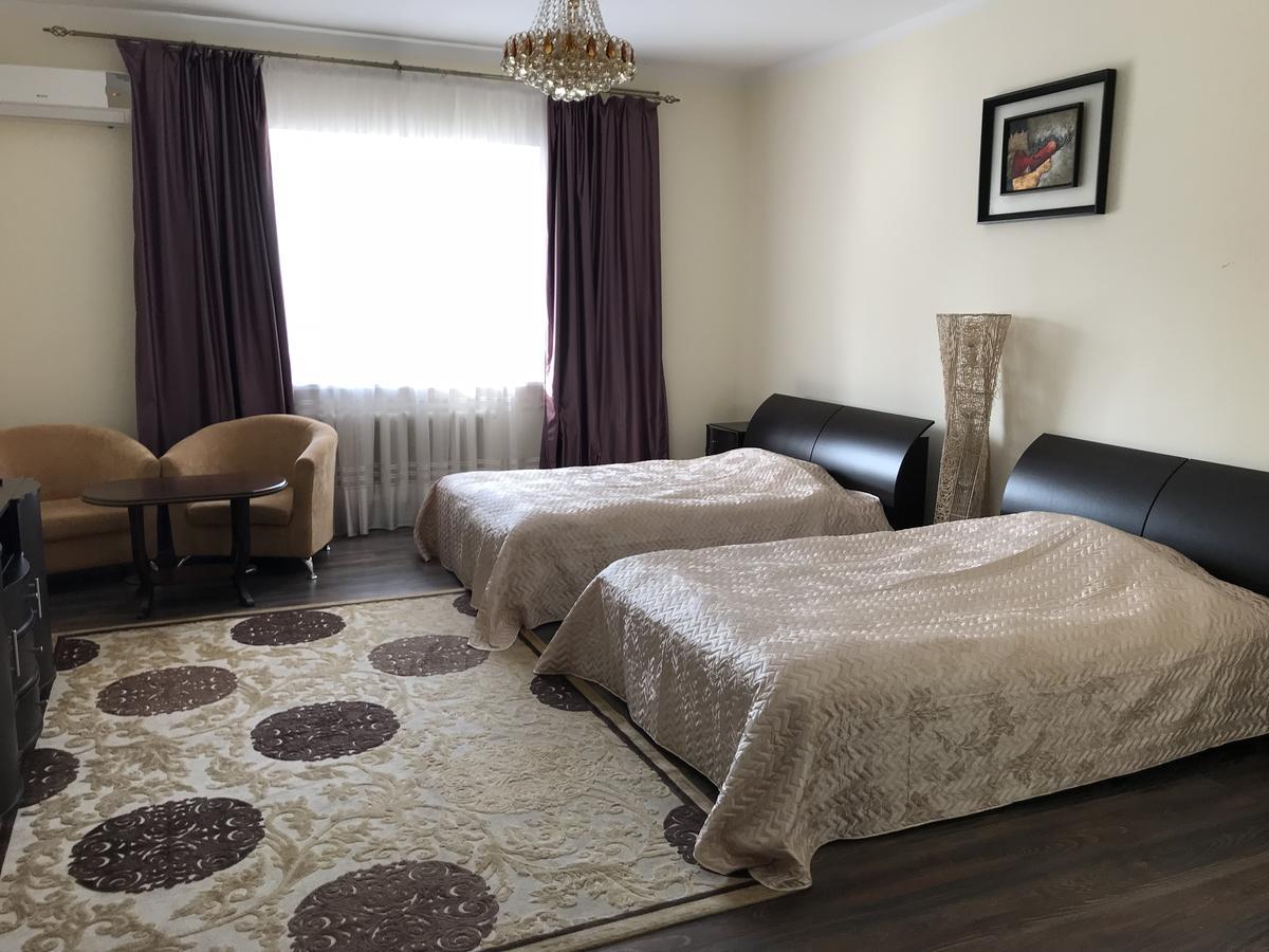 Saltanat Hotel Taldykorgan Bagian luar foto